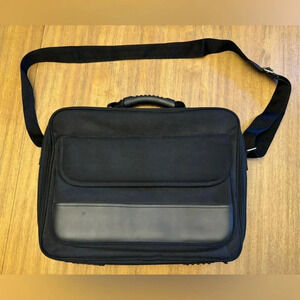 Black laptop carrying case